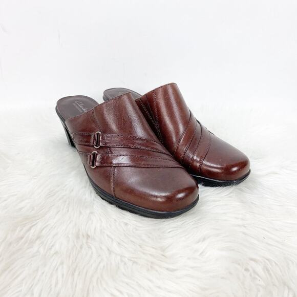 Clarks Bendables 8 M Womens Brown Leather Buckle Comfort Clogs - Picture 1 of 8